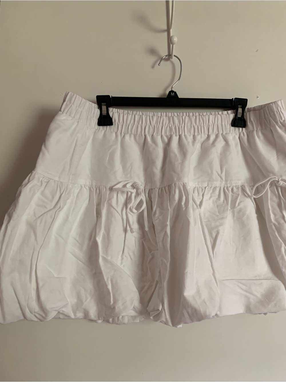 No Boundaries White Elastic-Waist Skirt